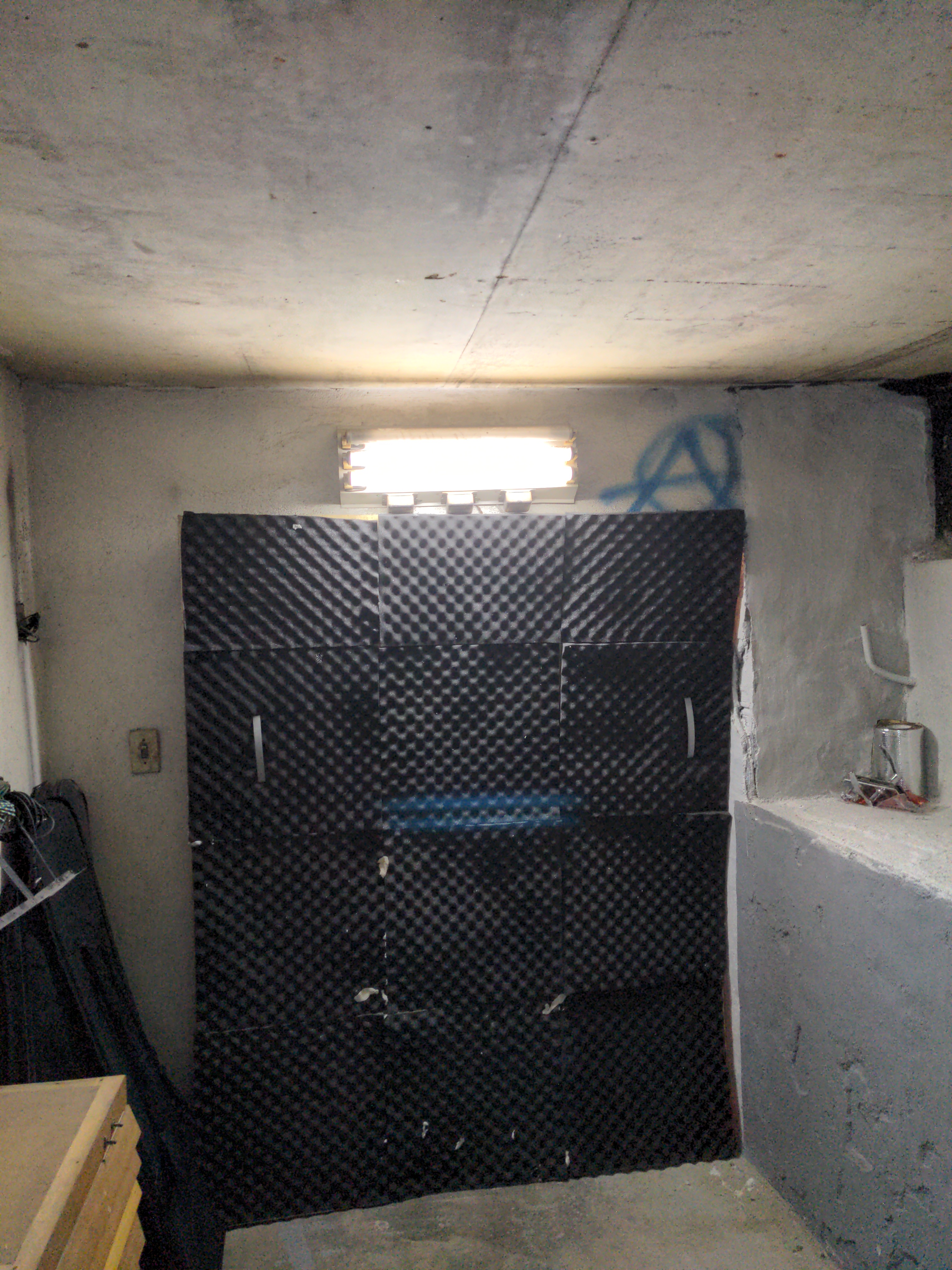 {image}/basement.jpg