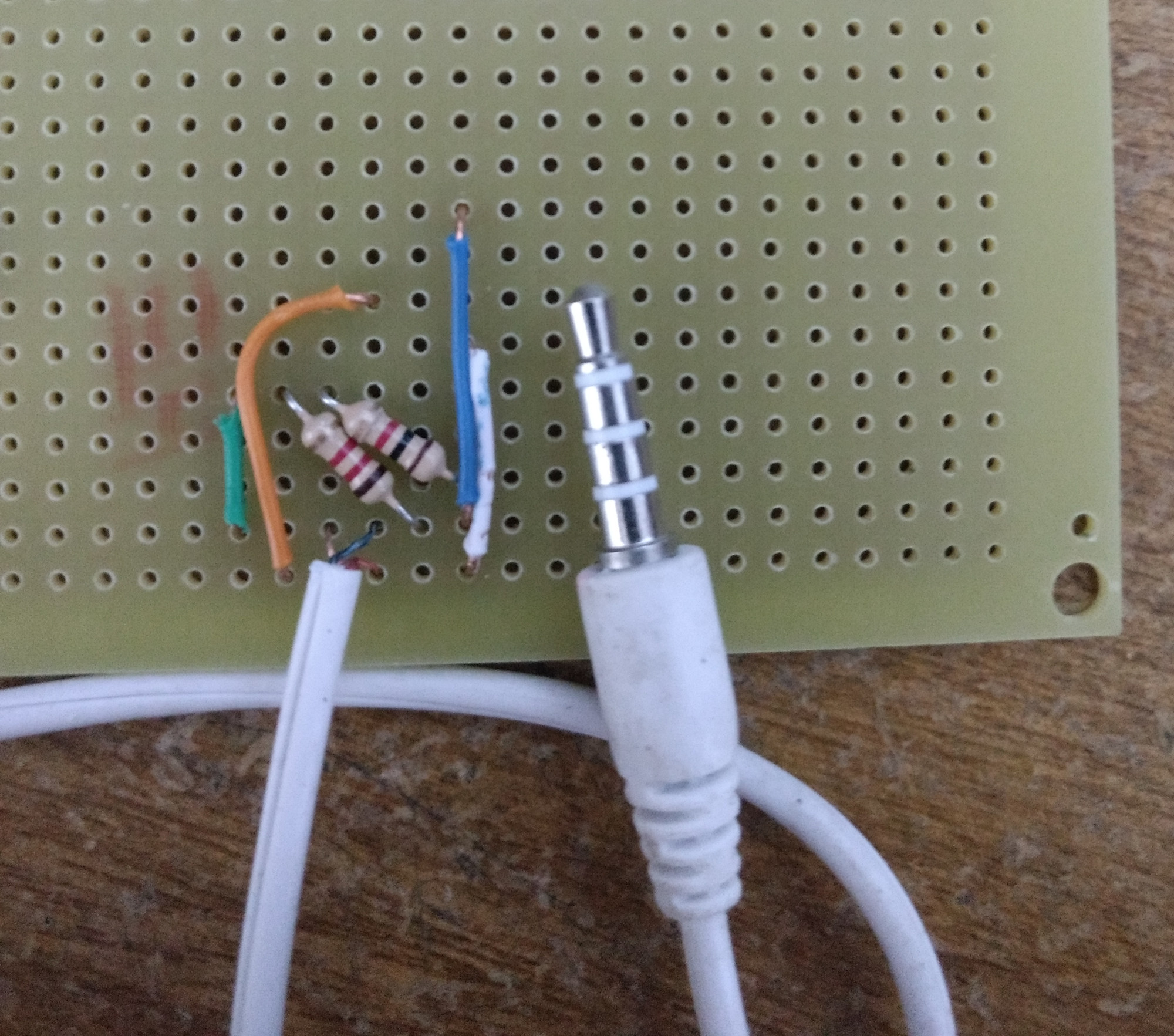 Connections on the PCB